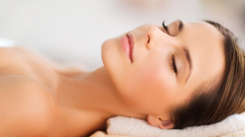 Hyperbaric chamber session for improved skin health and anti-aging.